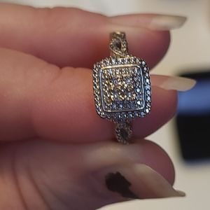 925 Sterling Silver Diamond Accents Square Halo Band Promise/Engagement Ring